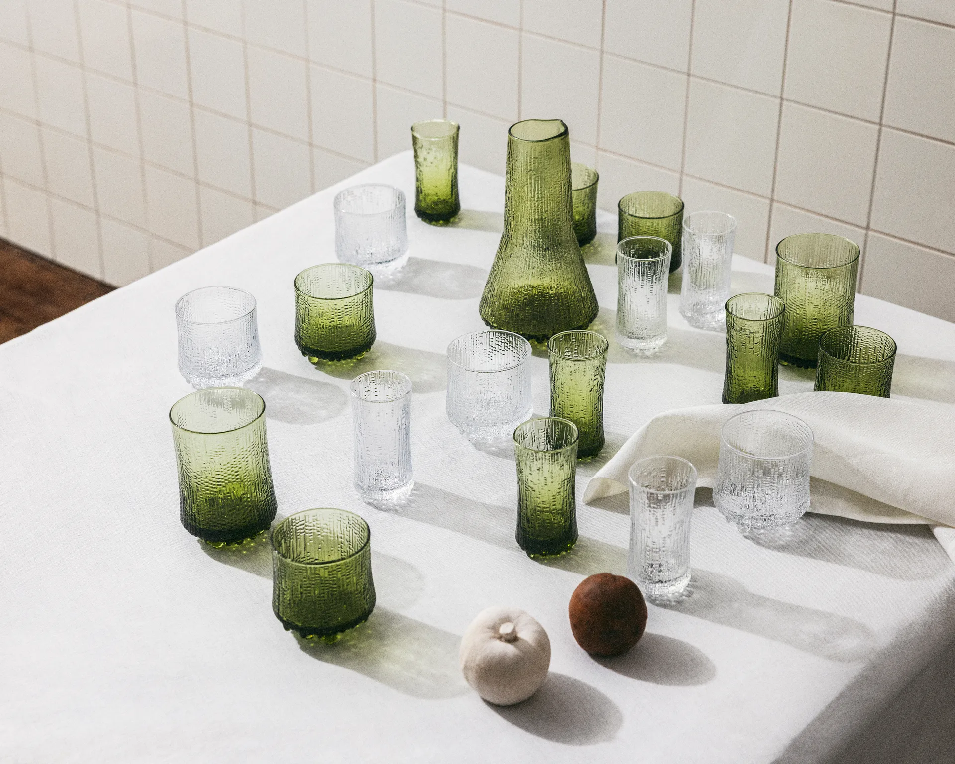 Ultima Thule beer glass Finnish sand 38 cl 2-pack, Green Iittala