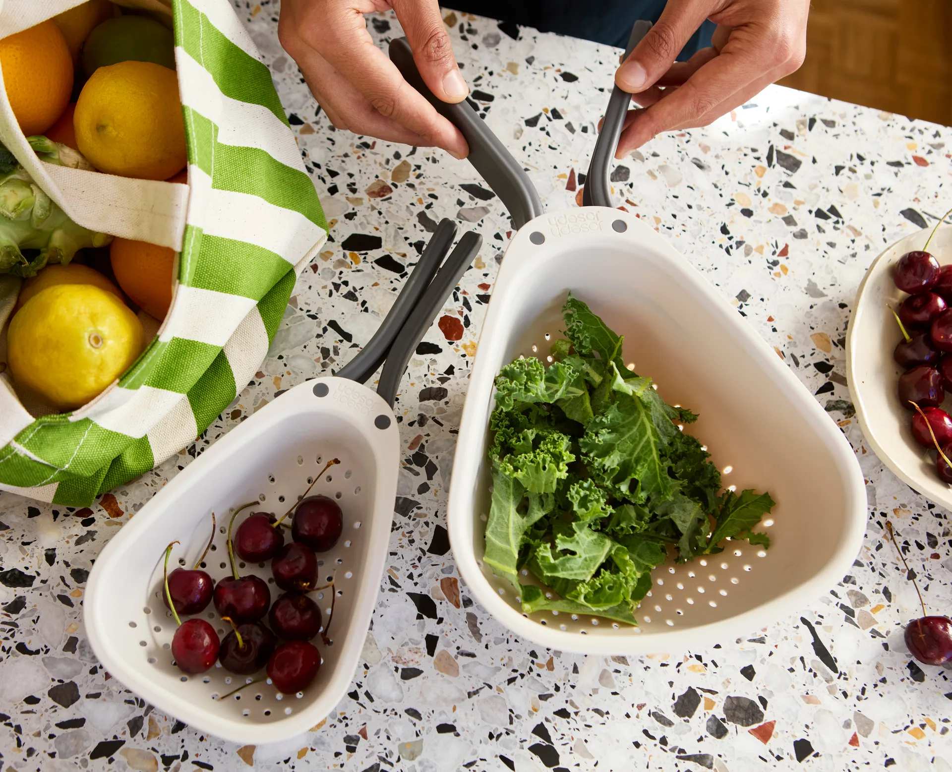 Droplet foldable colander stone, Large Joseph Joseph