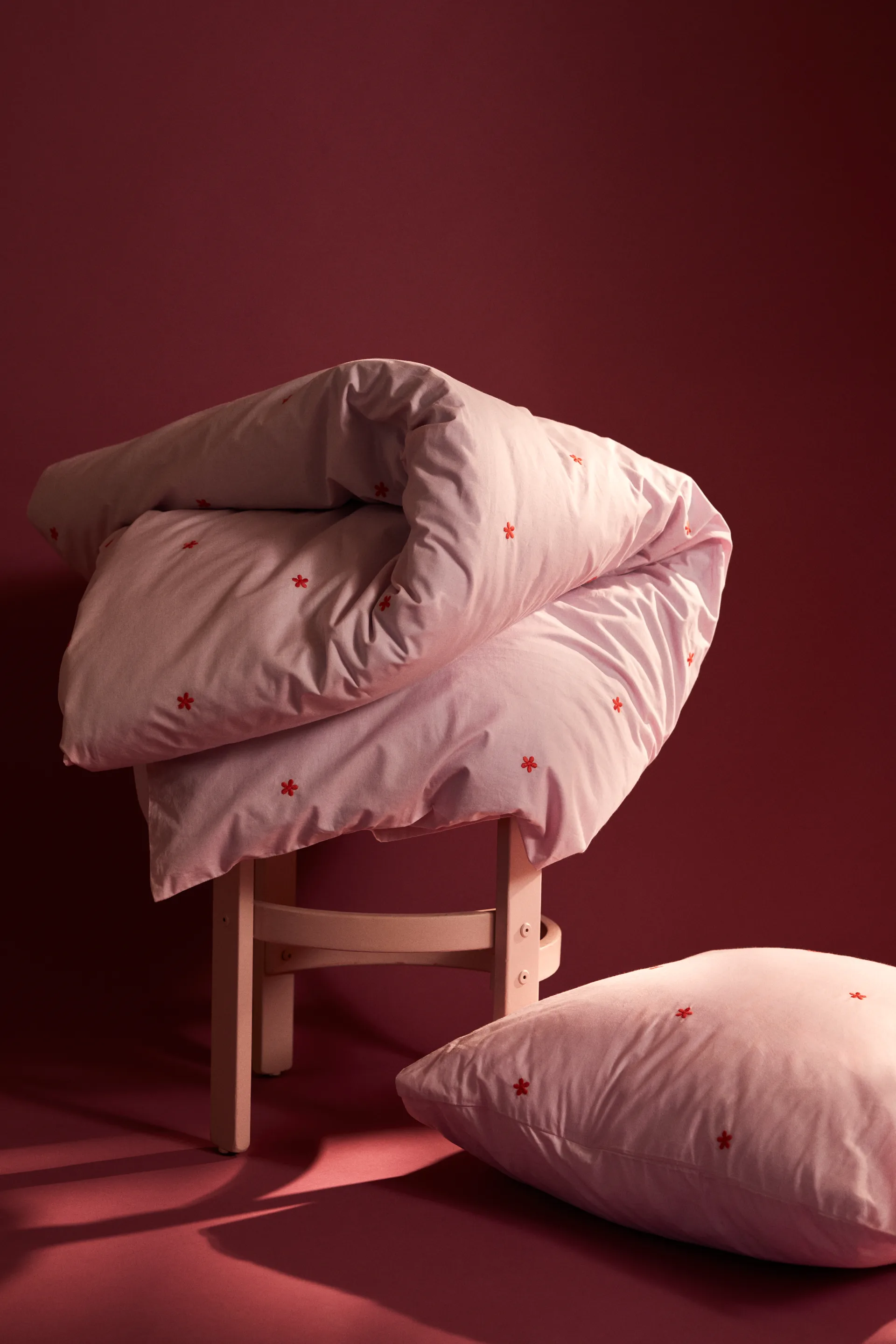 Daisy bed set 220x220 cm, Pink-red Juna
