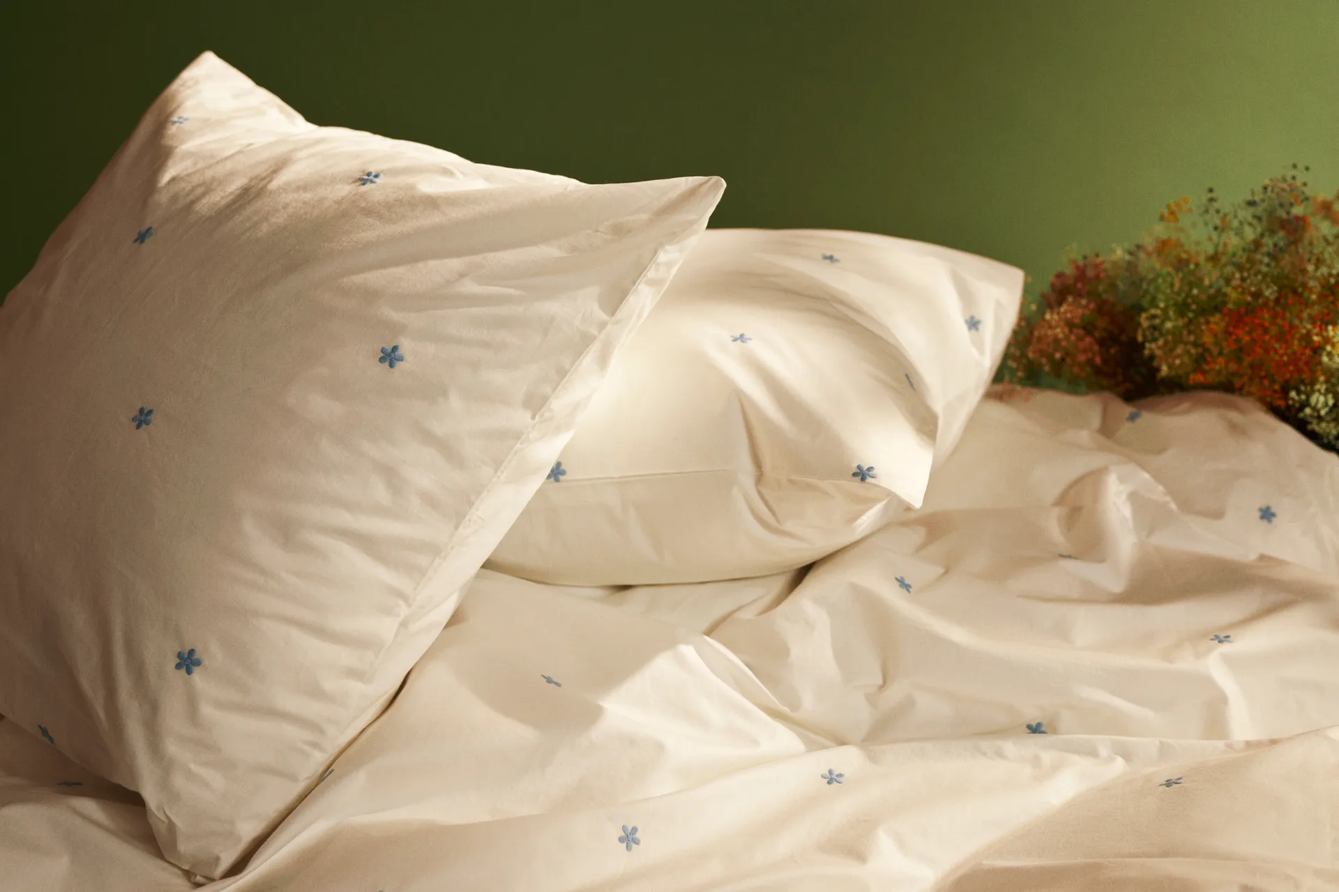 Daisy bed set 220x220 cm, White-light blue Juna