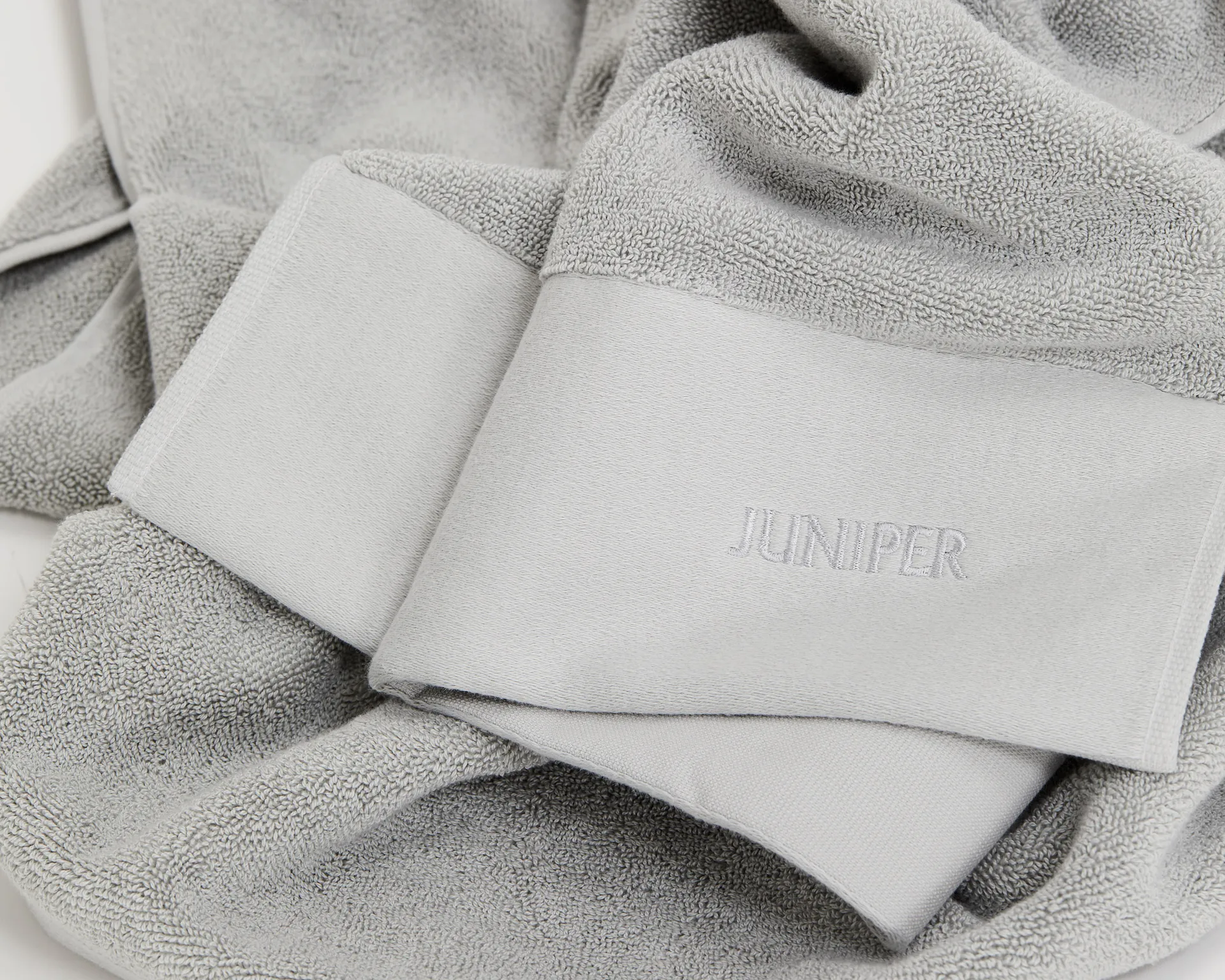 Juniper bath towel 70x140 cm 2-pack, Stone Grey Juniper