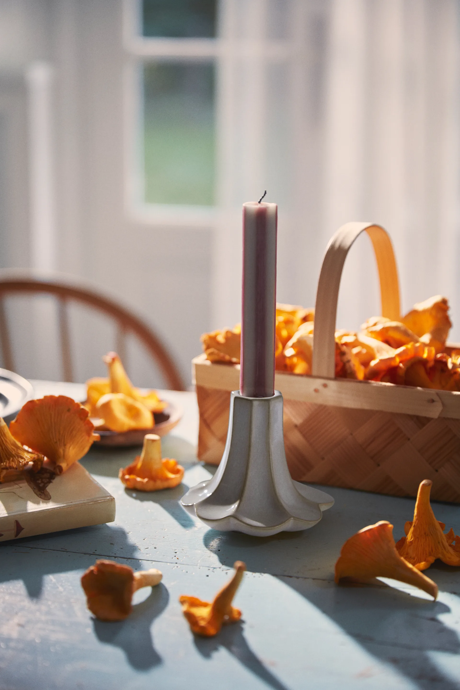 Chanterelle candleholder, Sand, 10 cm Kähler