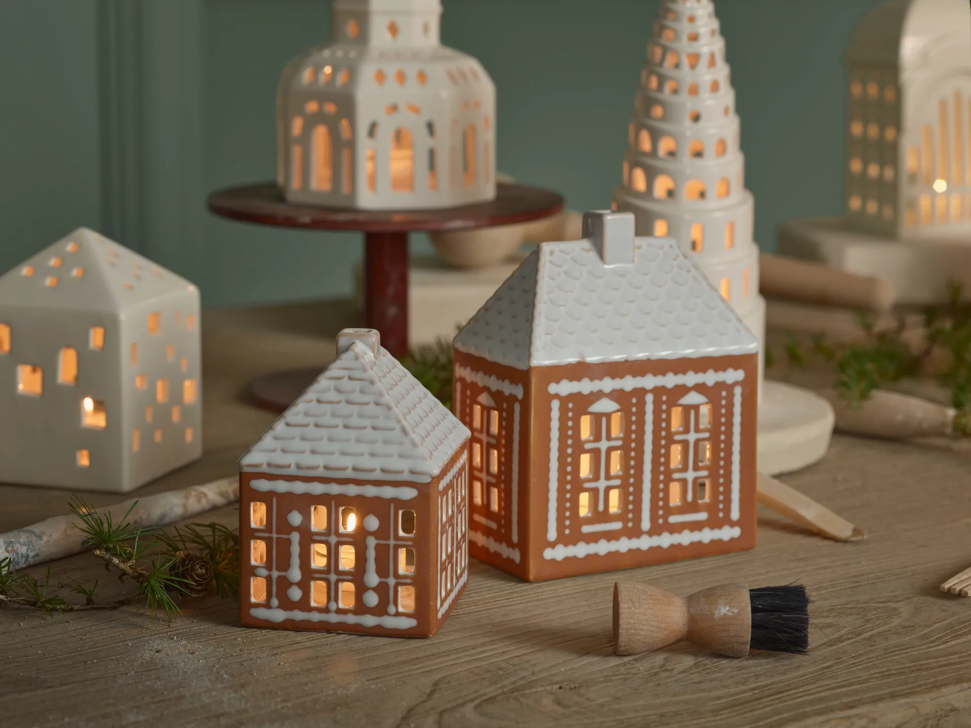 Gingerbread candle holder small 11 cm, Brown Kähler