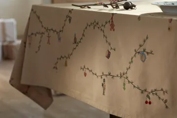 Hammershøi Christmas Tablecloth sand - 150x220 cm - Kähler