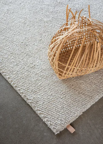 Spire rug - 170x240 cm, Frost 880 - Kasthall