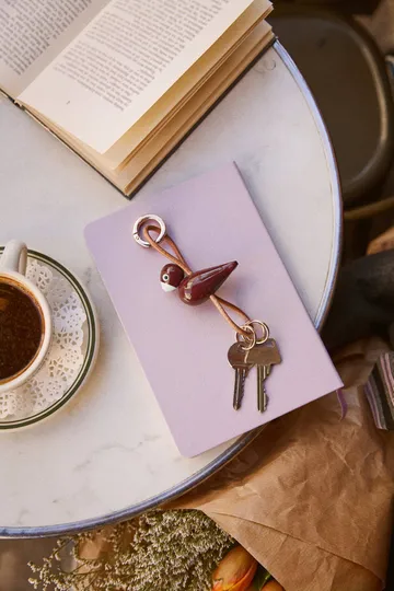 Kaj Bojesen bird keyring - Sand, natural leather - Kay Bojesen Denmark