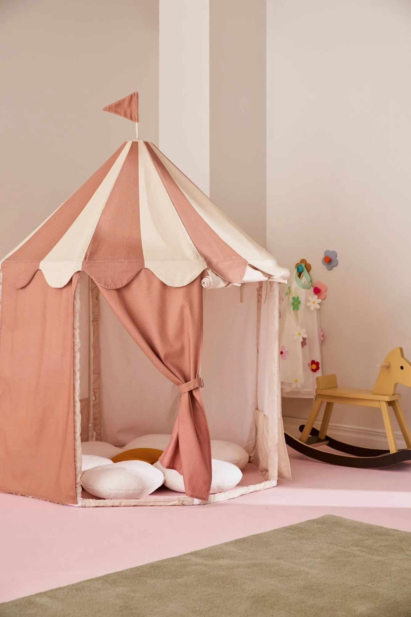 Kid's Base circus tent, Stripe brown Kid's Concept