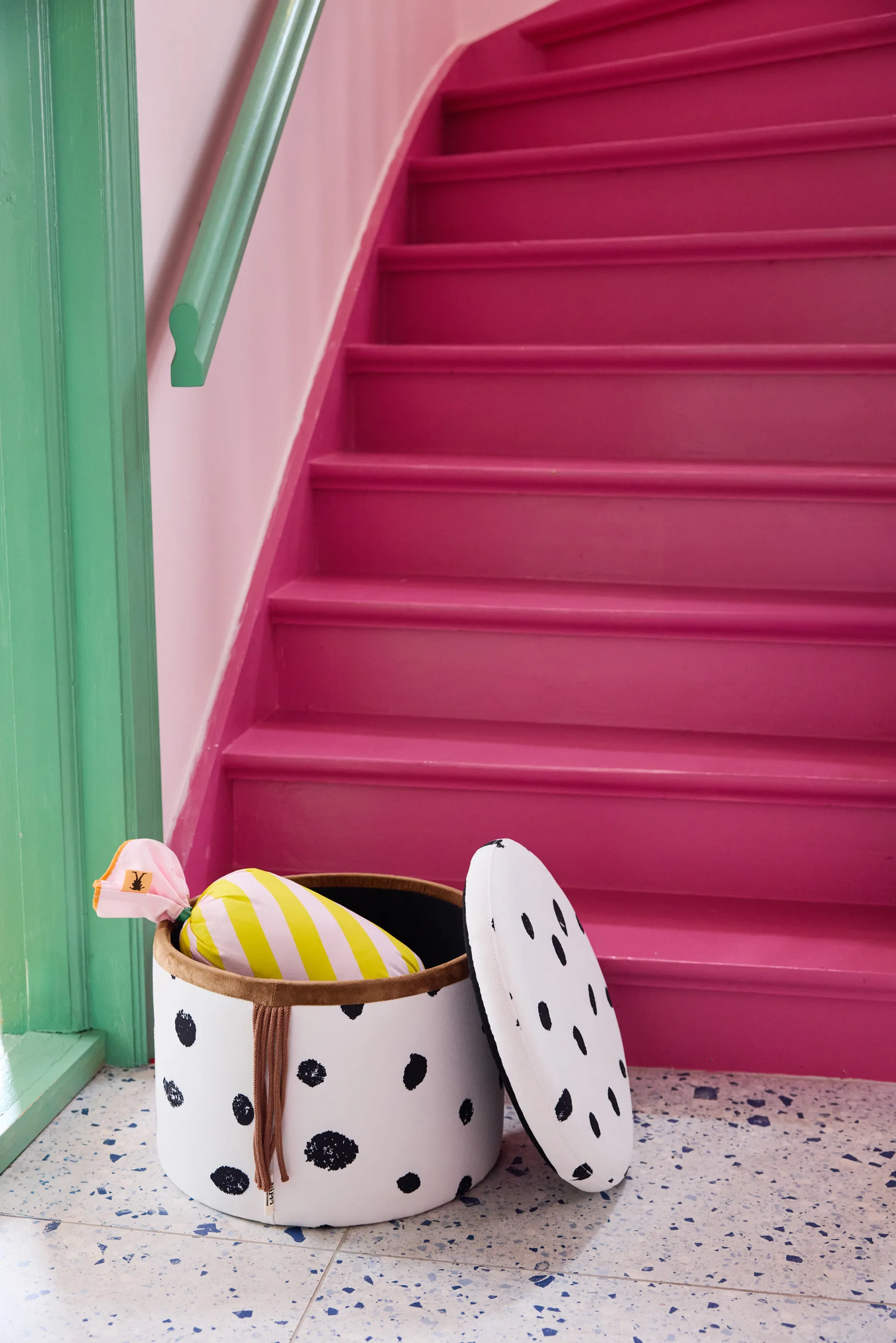 Pippi caramel cushion, Pink Kid's Concept