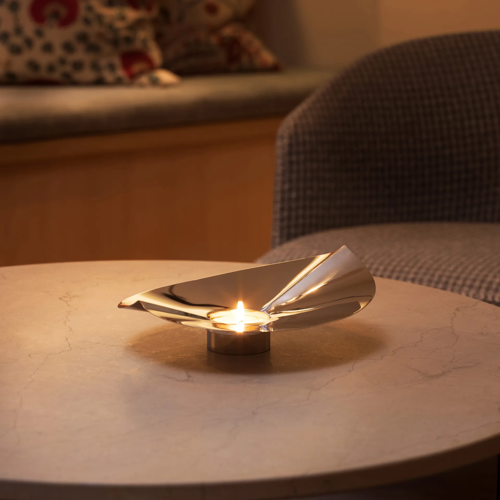 Löv vase-candle holder, Stainless steel, 22.5 cm KLONG