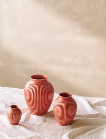 Knabstrup vase ribbed 20 cm - Coral - Knabstrup Keramik
