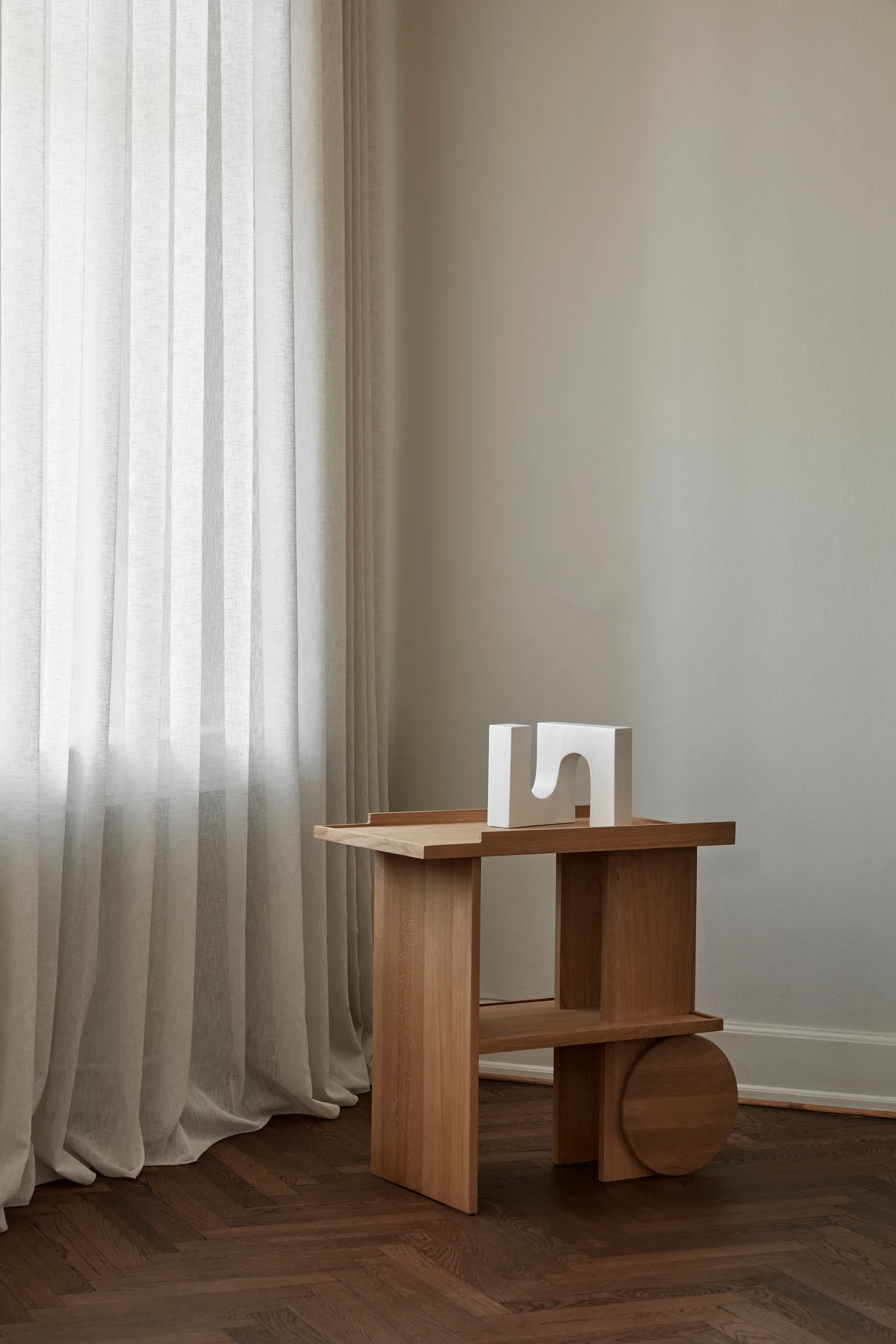 Axis side table 42x80 cm, Warm lacquered oak Kristina Dam Studio