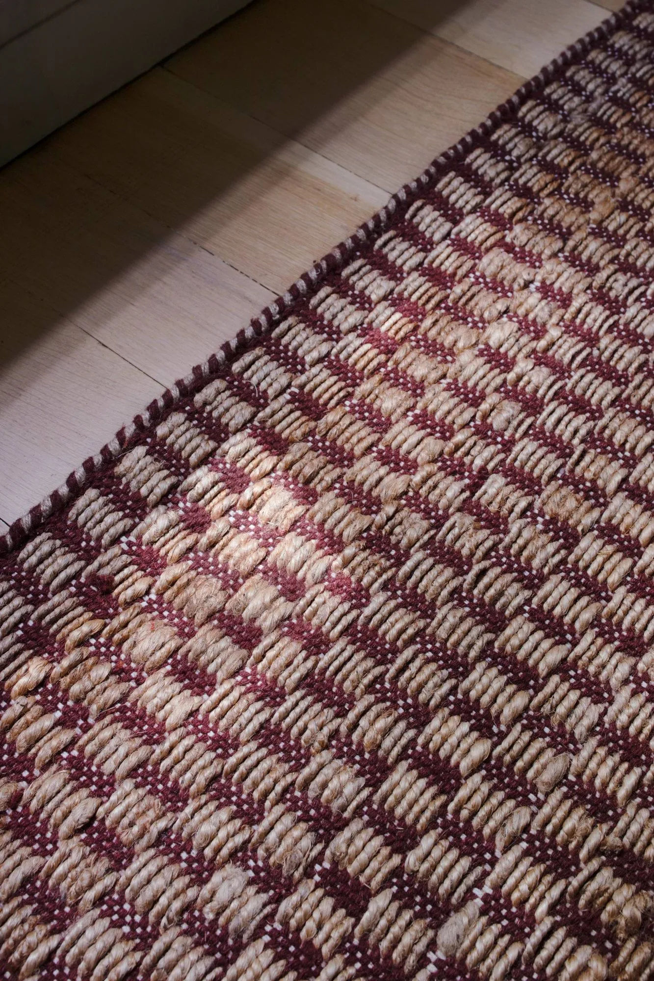 Barley jute rug, Burgundy, 75x240 cm Layered
