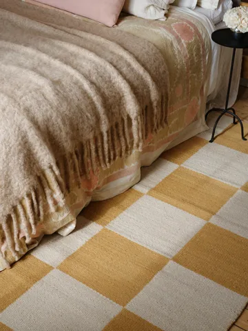 Chess wool rug - Harvest yellow, 140x200 cm - Layered