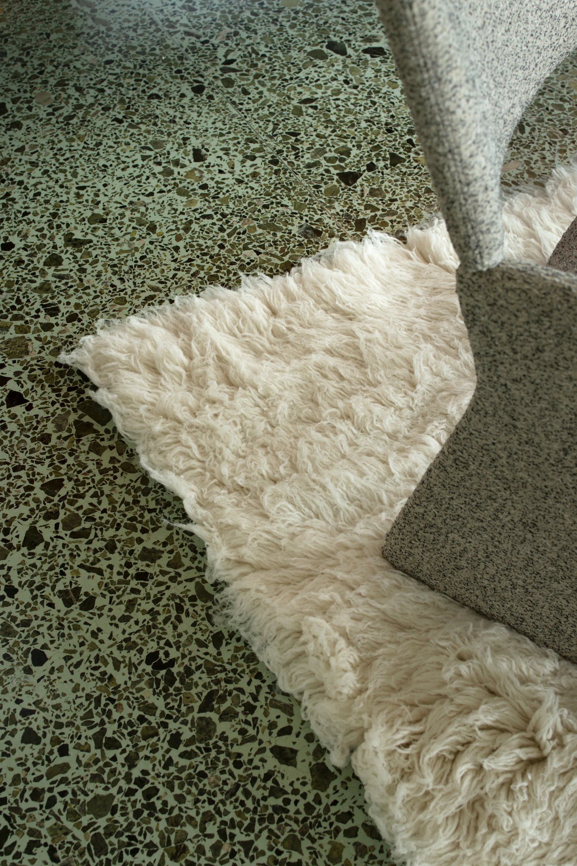 Shaggy rug 300x400 cm, Bone White Layered