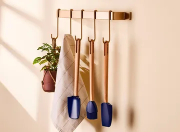 Le Creuset Signature spatula - Azure, medium - Le Creuset