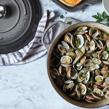 Signature shallow casserole 3.5 l - Flint - Le Creuset