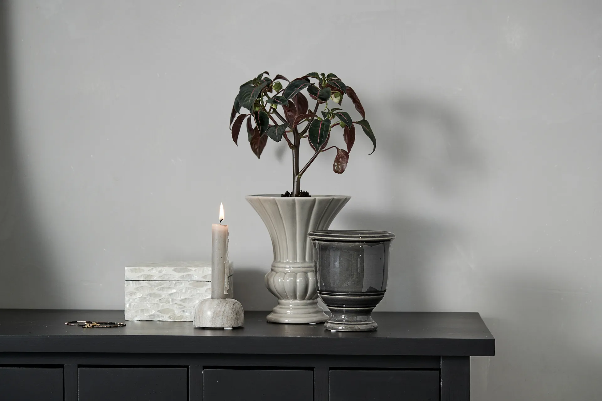 Roselle flowerpot Ø13 cm, Dark grey Lene Bjerre