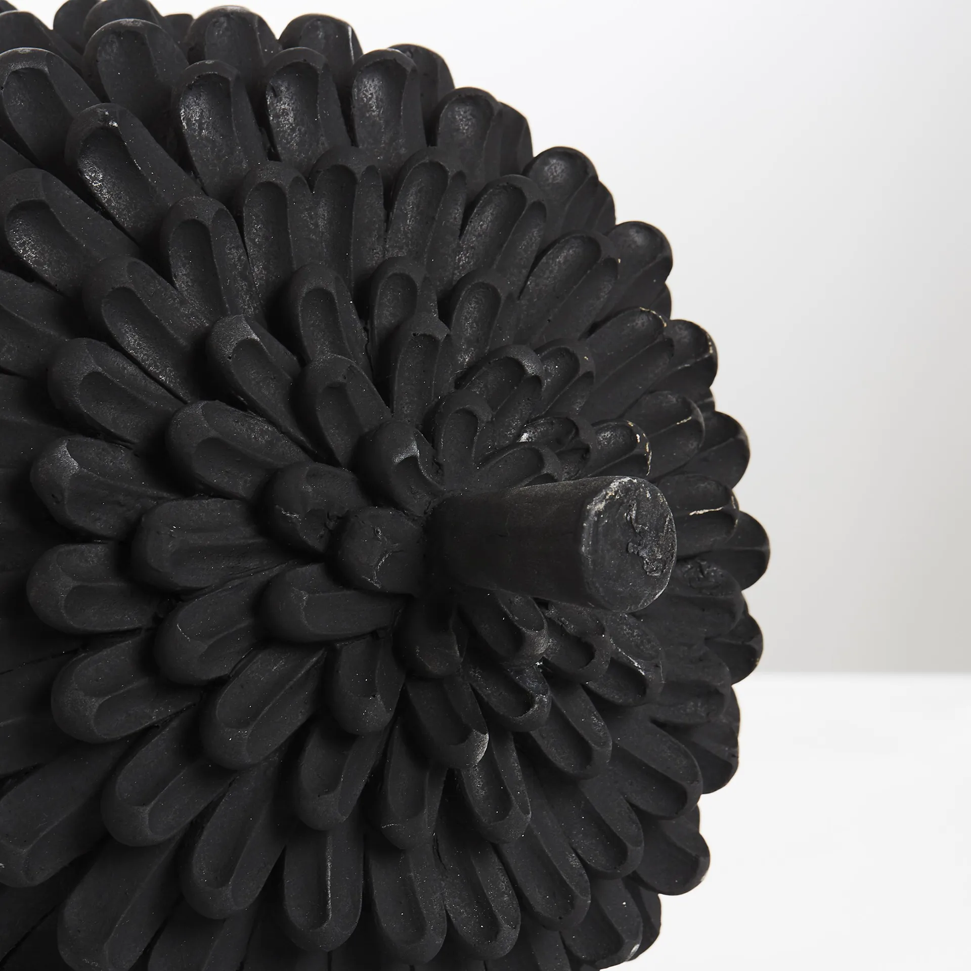 Serafina laying cone 16 cm, Black Lene Bjerre