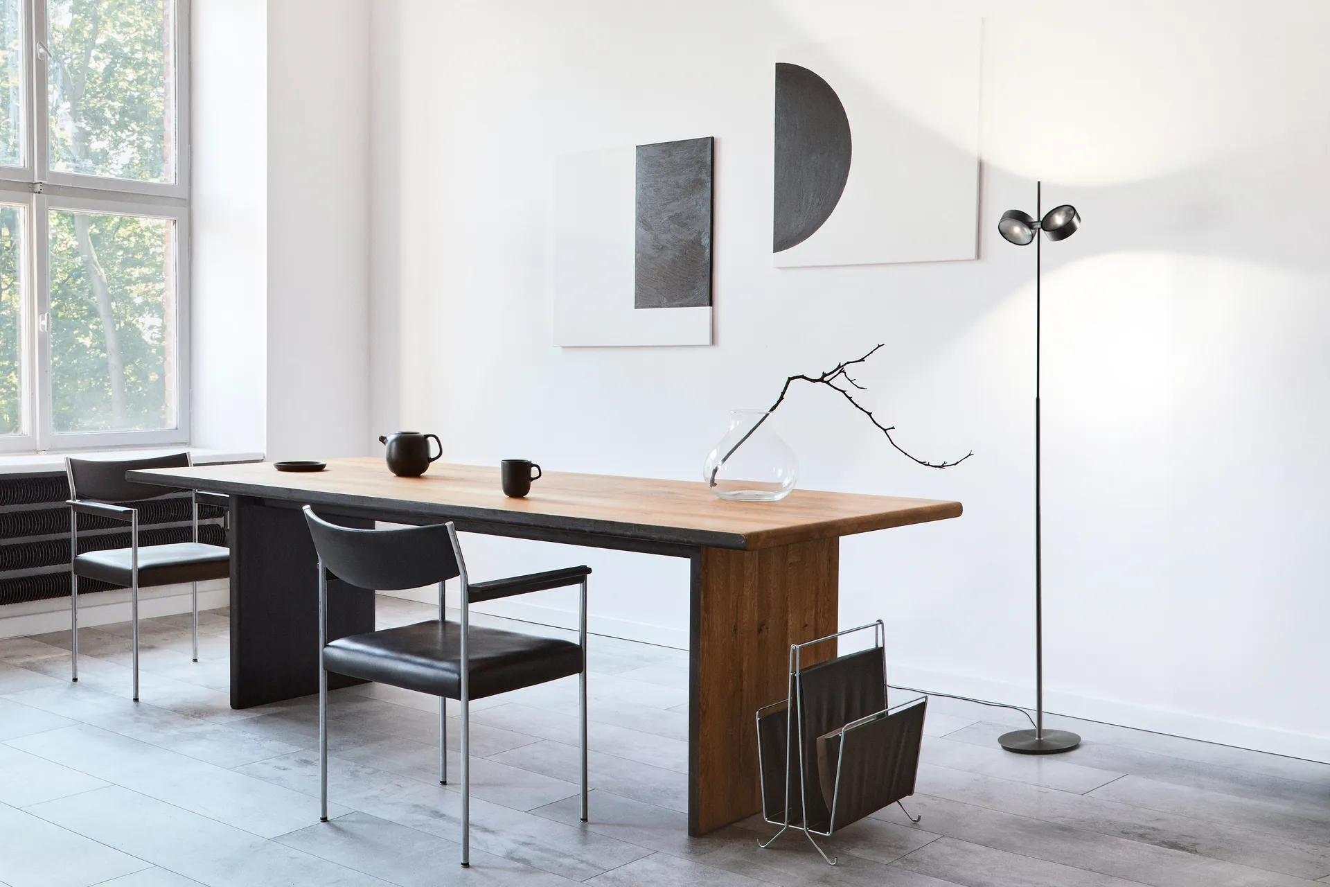 Orbit floor lamp, Carbon black Light-Point