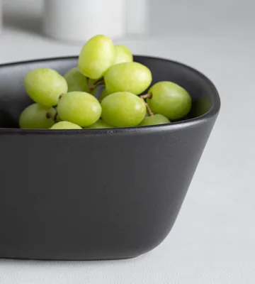 Curve Stoneware bowl M 20x22 cm - black - LIND DNA