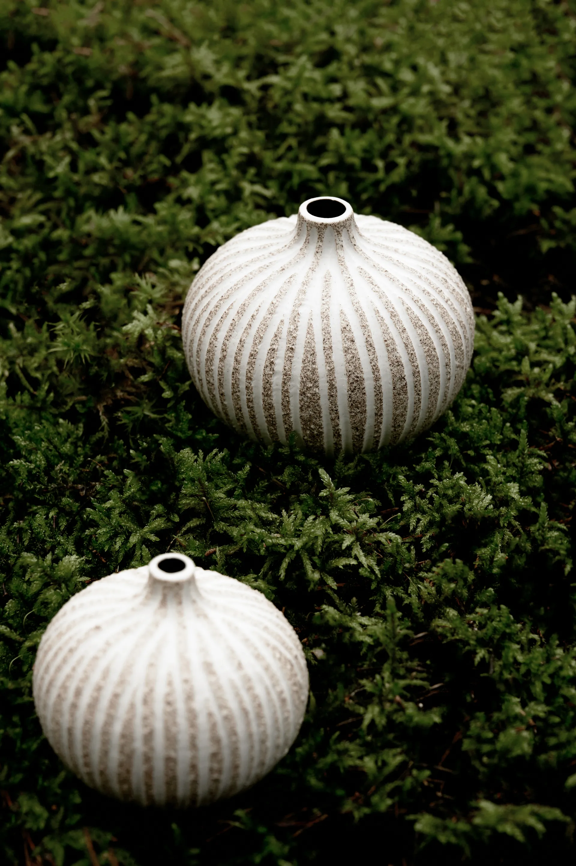 Bari vase, Stonestripe brown medium rough, S Lindform