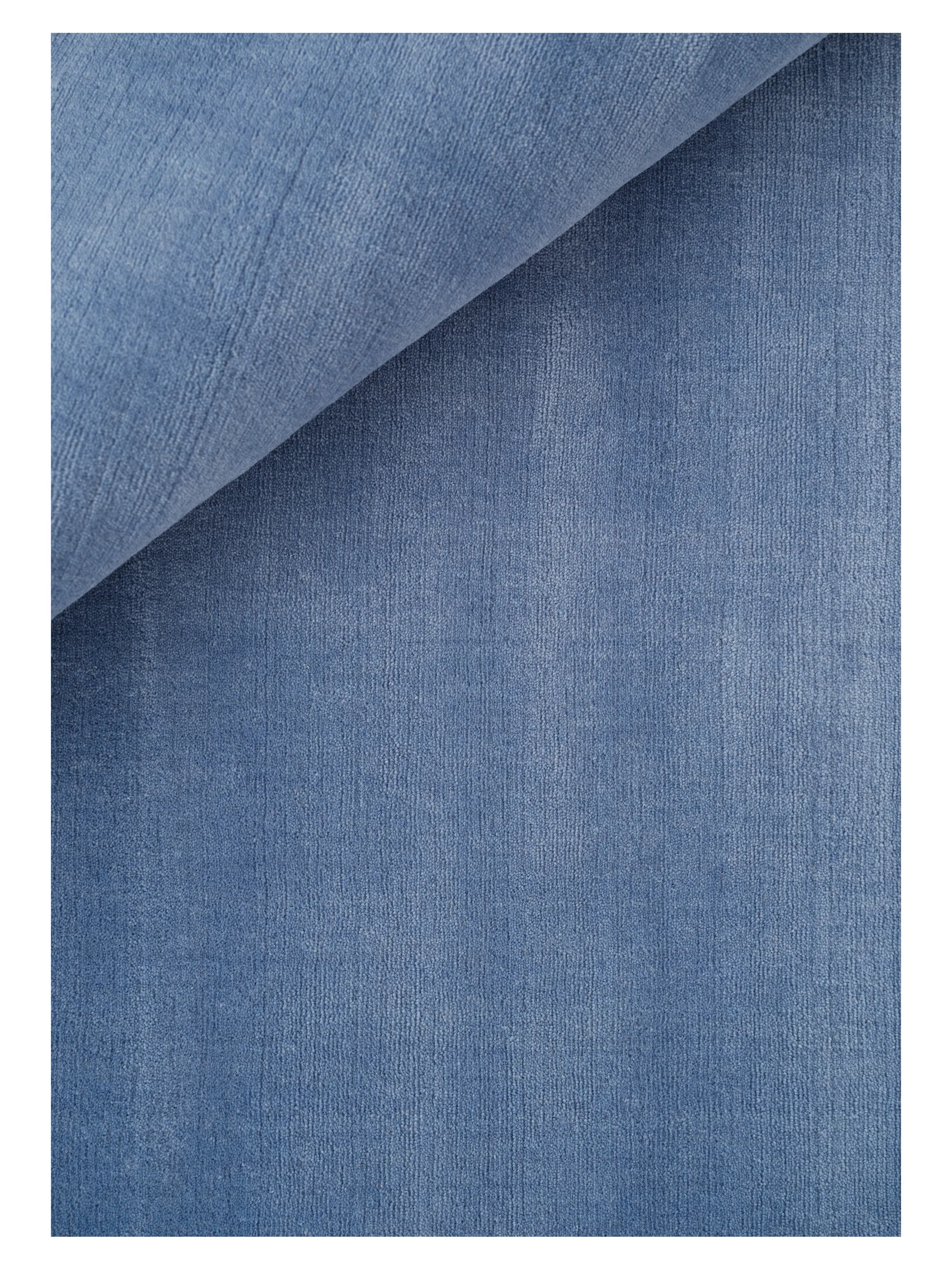 Halo Cloud wool carpet, Blue. 200x300 cm Linie Design