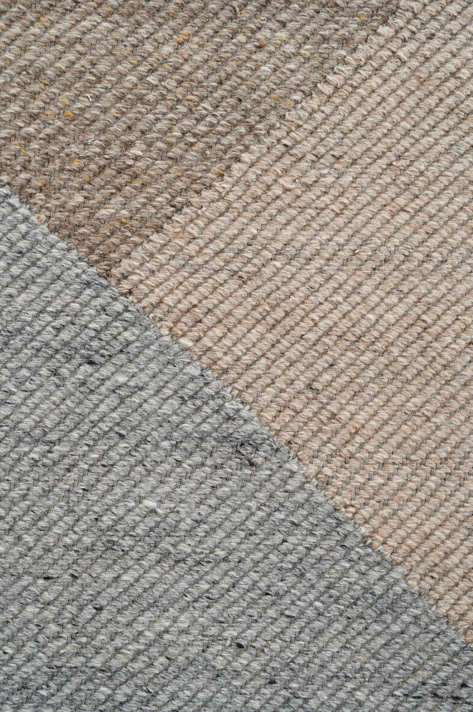 Skuld wool carpet, Beige. 140x200 cm Linie Design