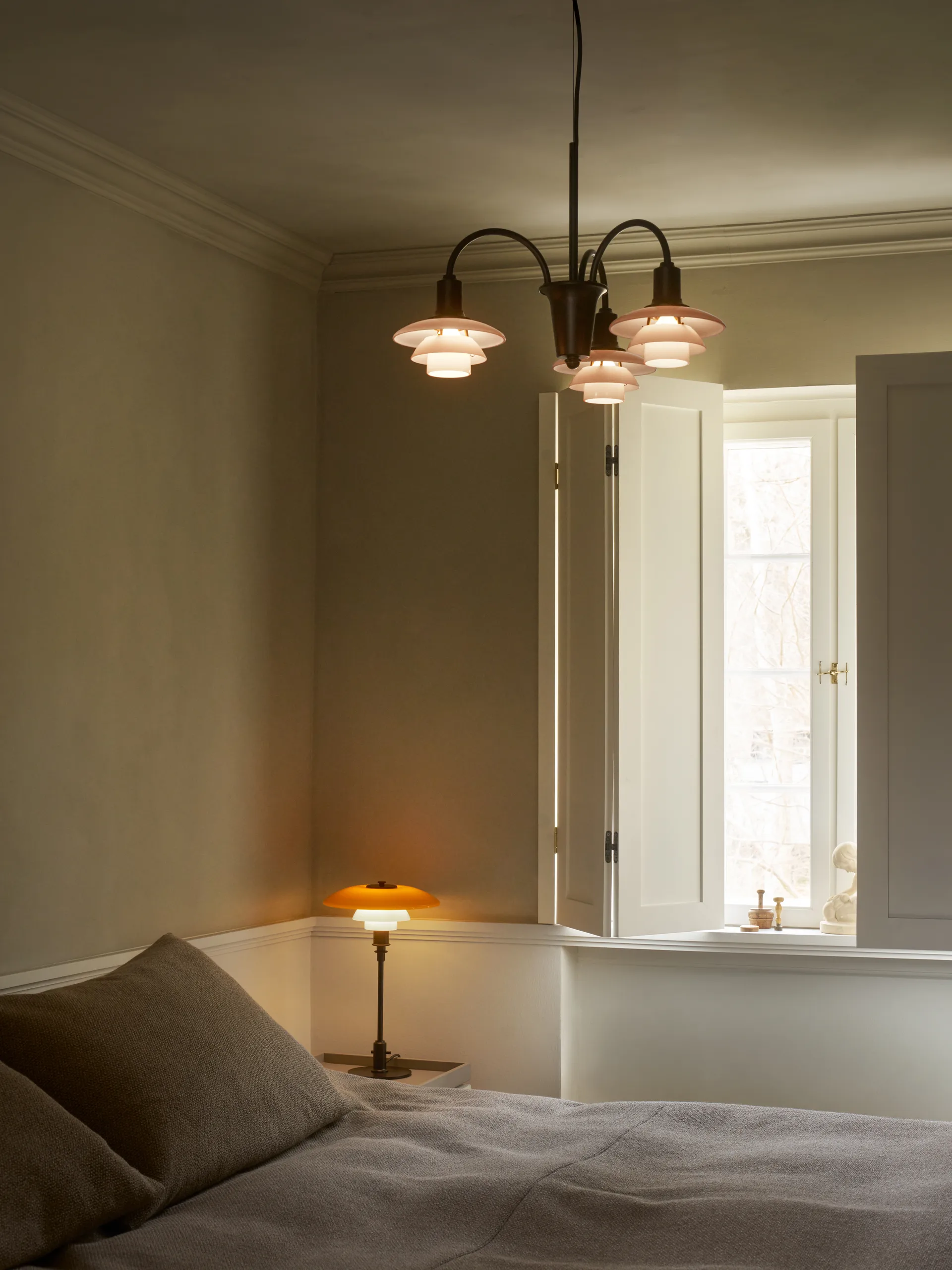 PH 1/1 Chandelier Centenary Edition chandelier, Brass-dusty terracotta, 3 arms Louis Poulsen