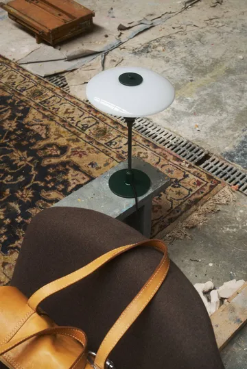 PH 2/1 table lamp - Glossy deep green - Louis Poulsen