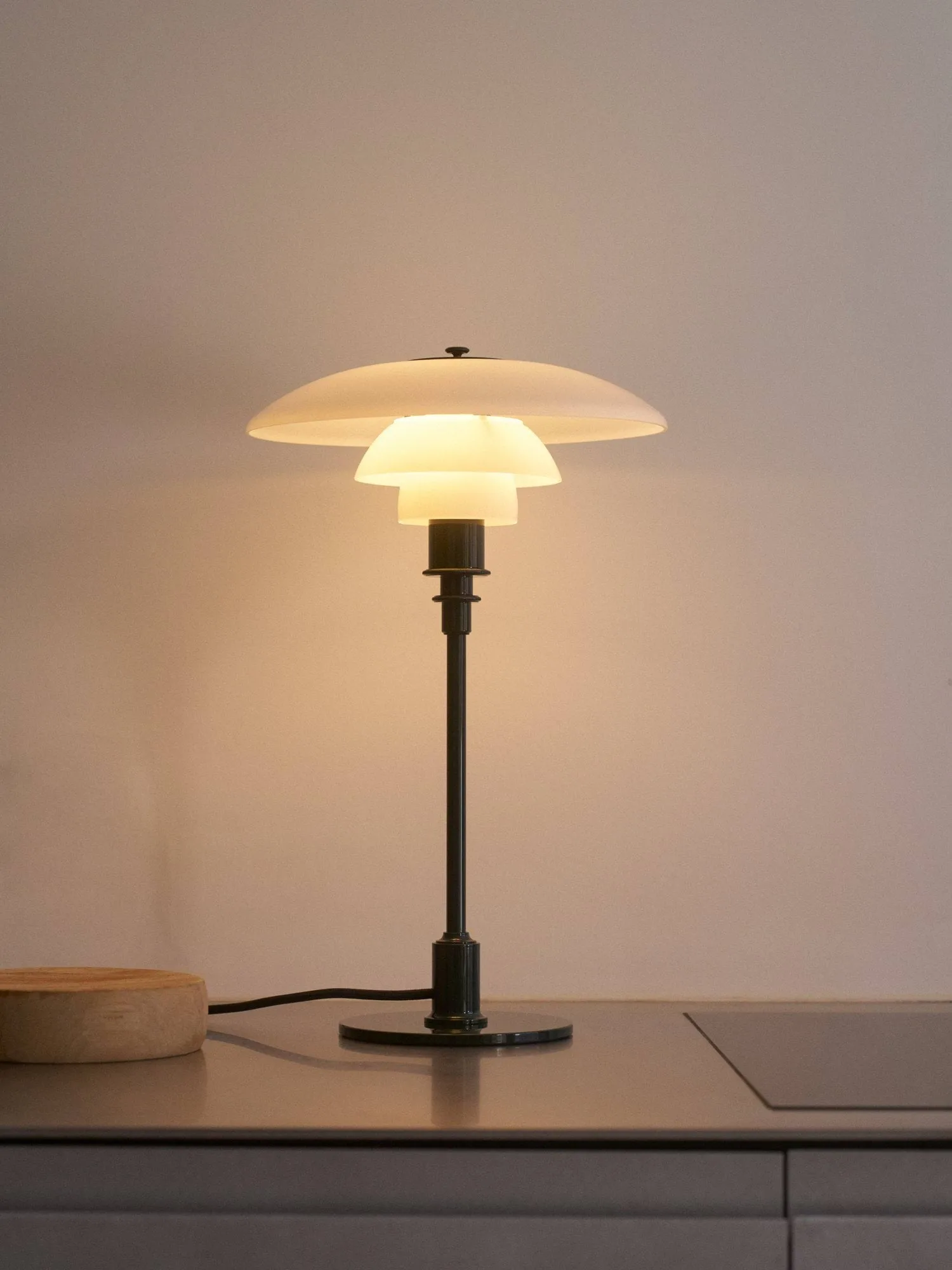 PH 2/1 table lamp, Glossy deep green Louis Poulsen