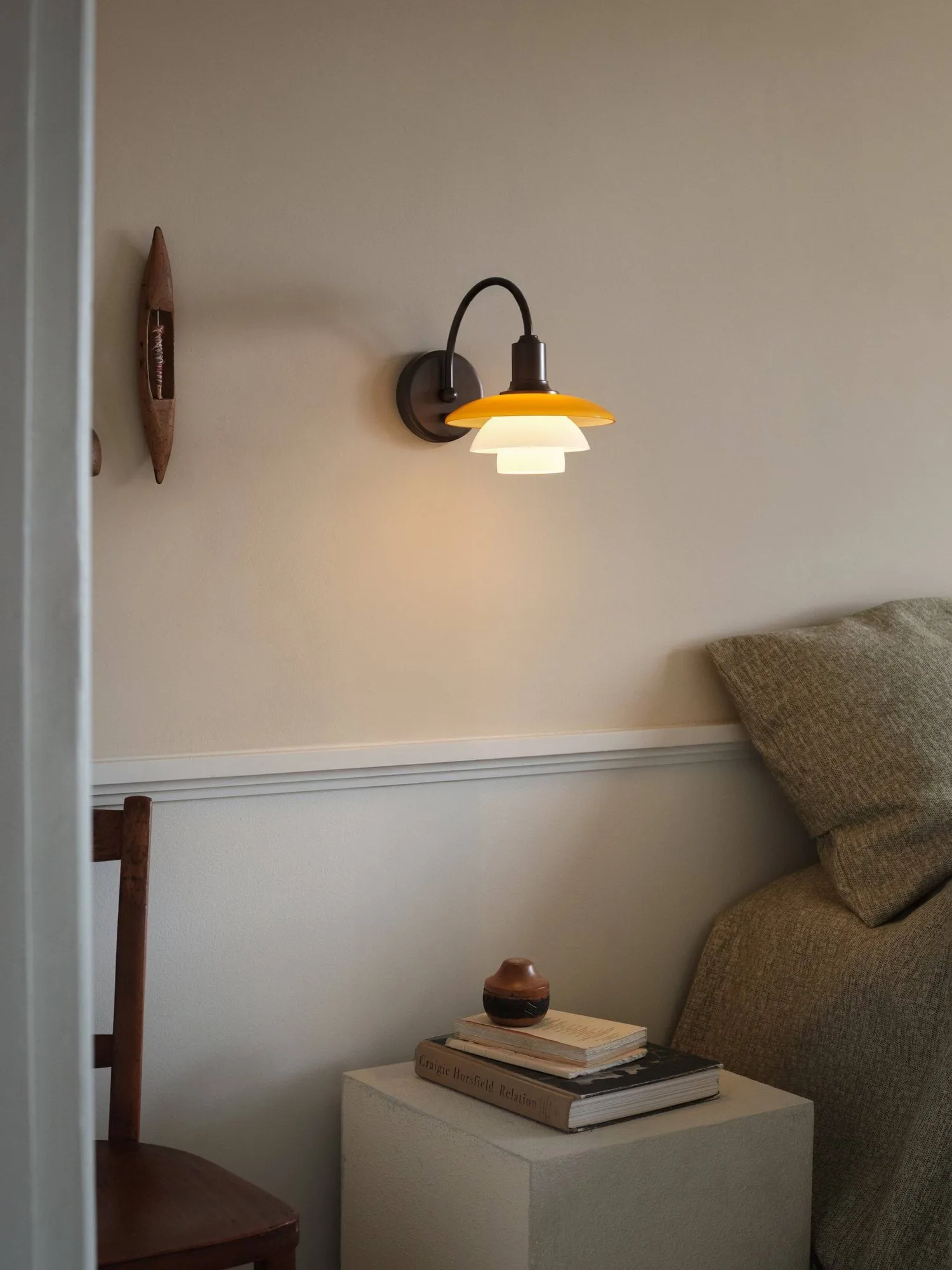 PH 2/2 Centenary Edition wall lamp, Amber-opal white, plug Louis Poulsen