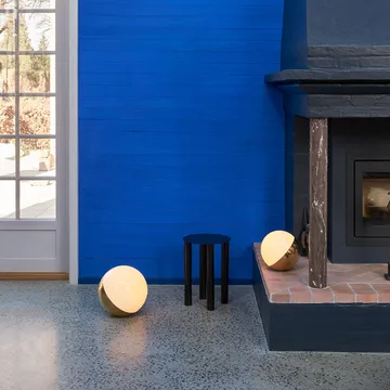 VL Studio table lamp/floor lamp Ø25 cm - Brass - Louis Poulsen