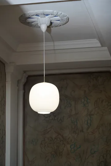 VL45 Radiohus pendant lamp Ø17.5 cm - Brass-white opal glass - Louis Poulsen