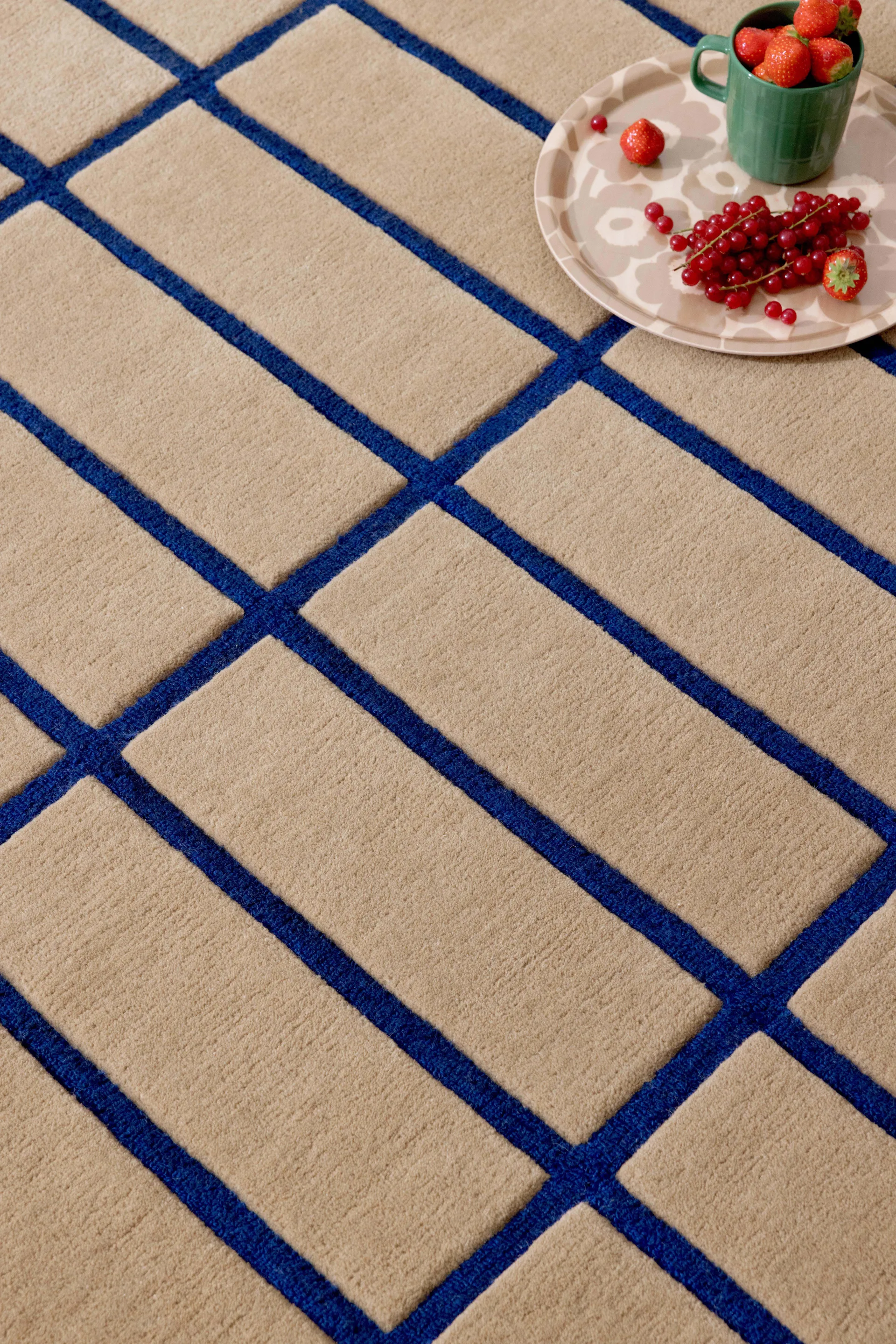 Tiiliskivi wool rug, Bright blue, 200x280 cm Marimekko