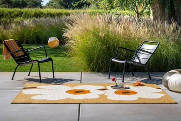 Unikko anniversary outdoor rug - Honey, 160x230 cm - Marimekko