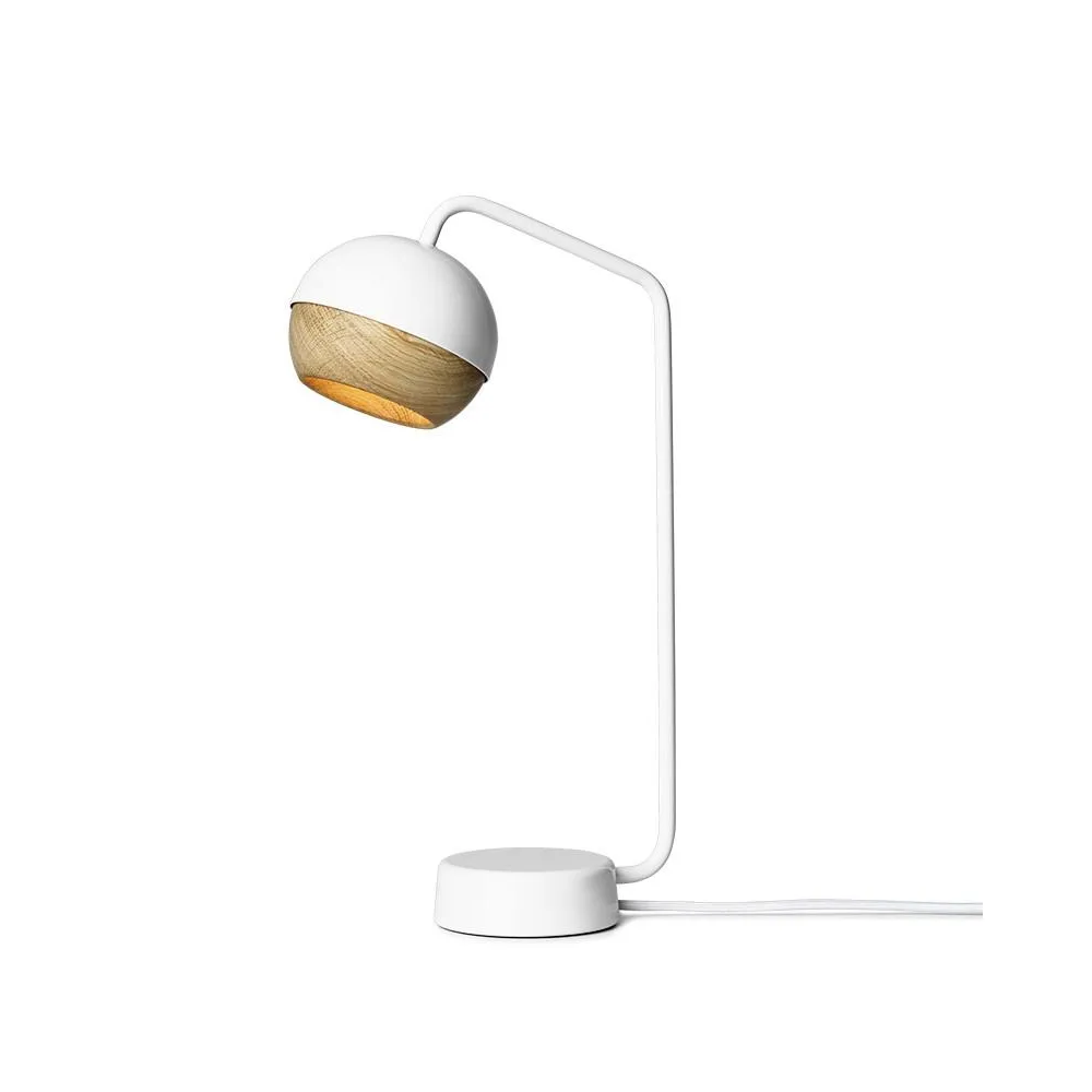 Ray table lamp, white, oak detail on screen Mater