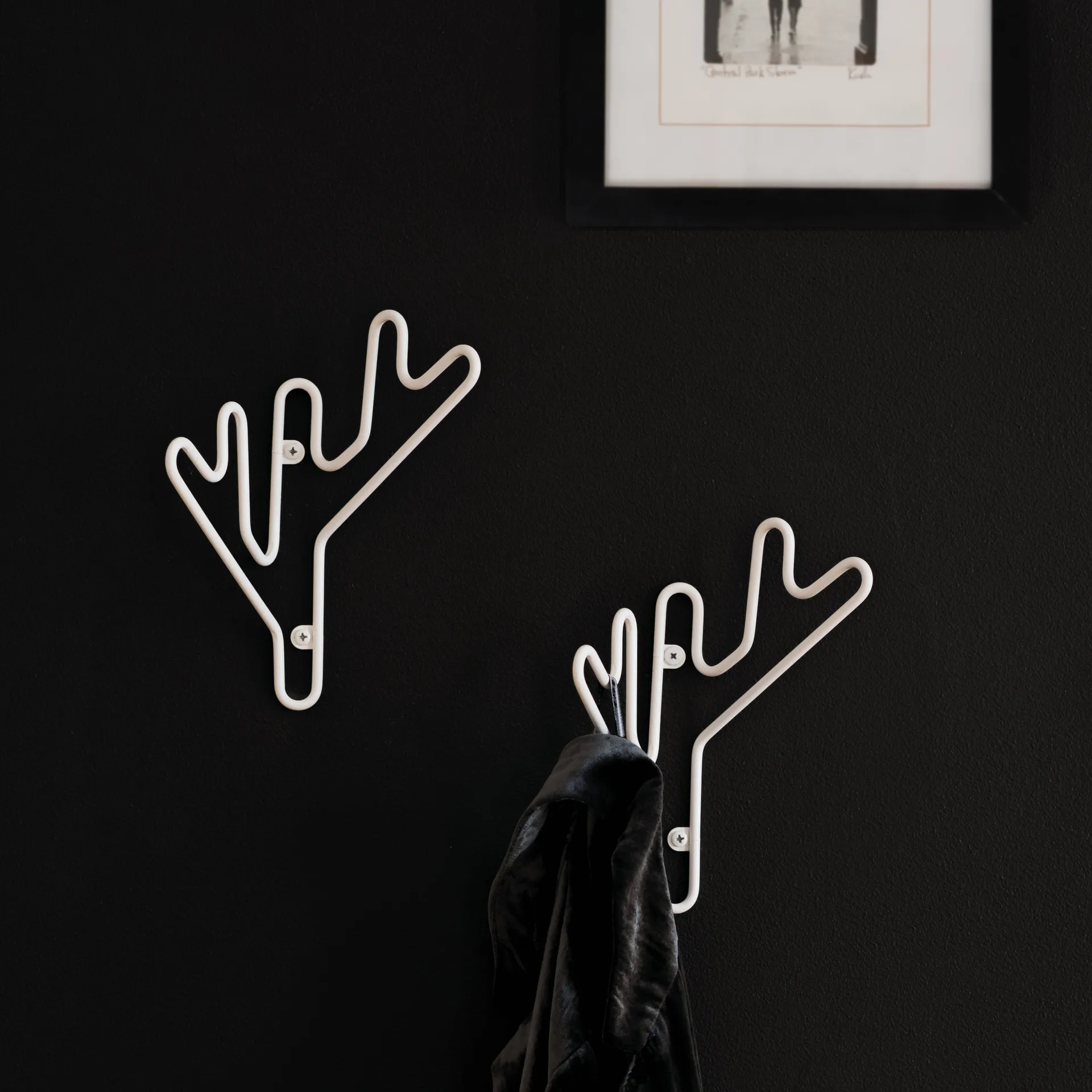 Twig coat hanger, white Maze