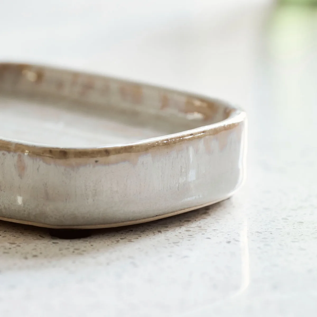 Datura soap dish 8x12 cm, Shellish grey Meraki