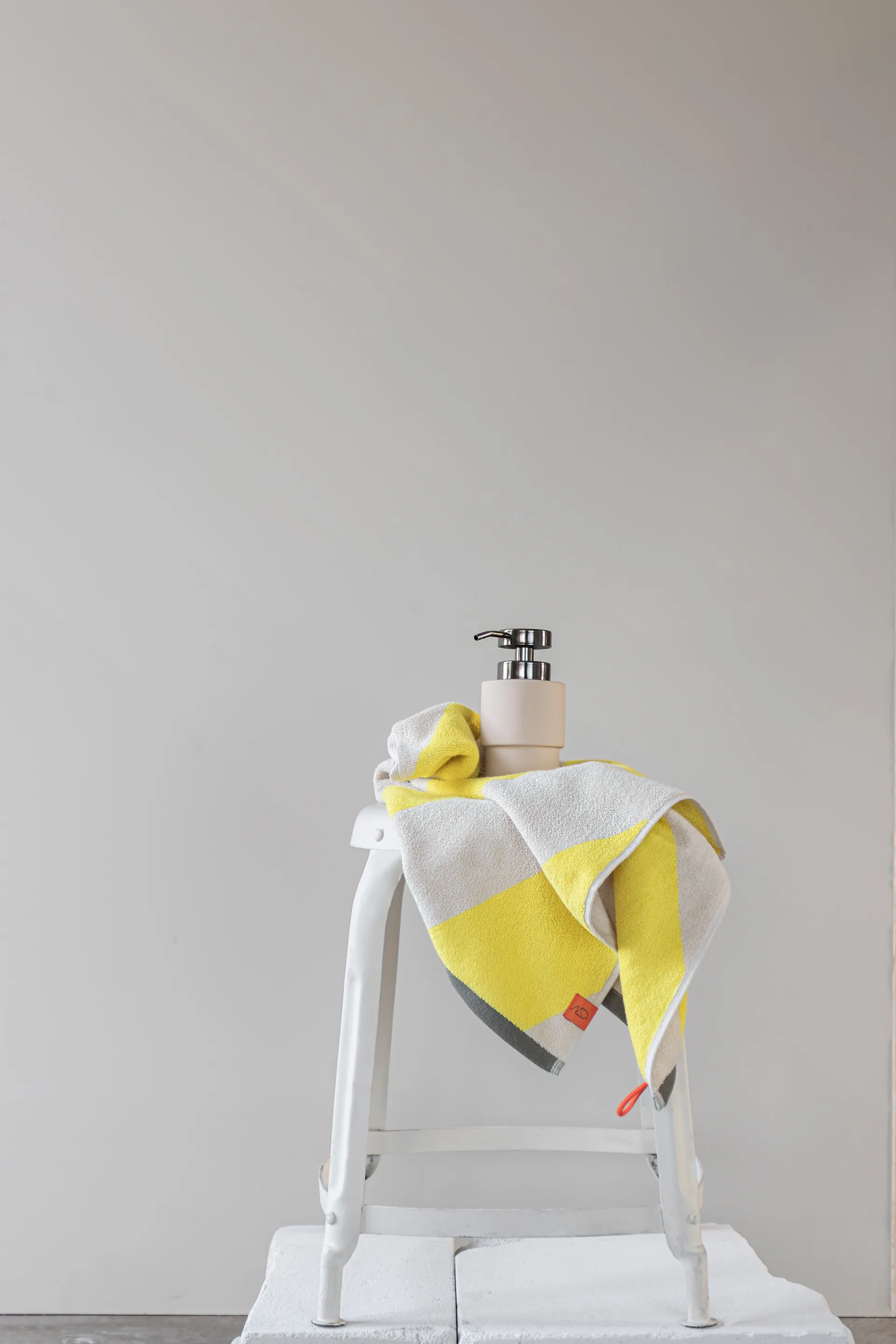 Diagonal towel, Yellow, 50x90 cm Mette Ditmer