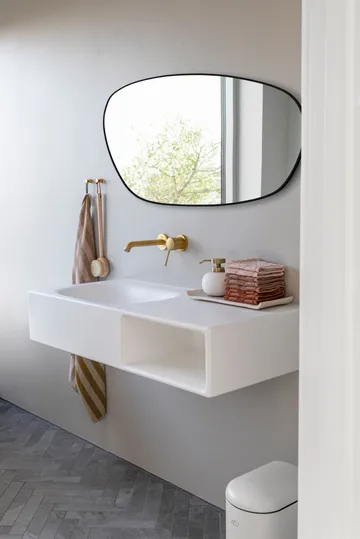 Figura mirror large - Black - Mette Ditmer