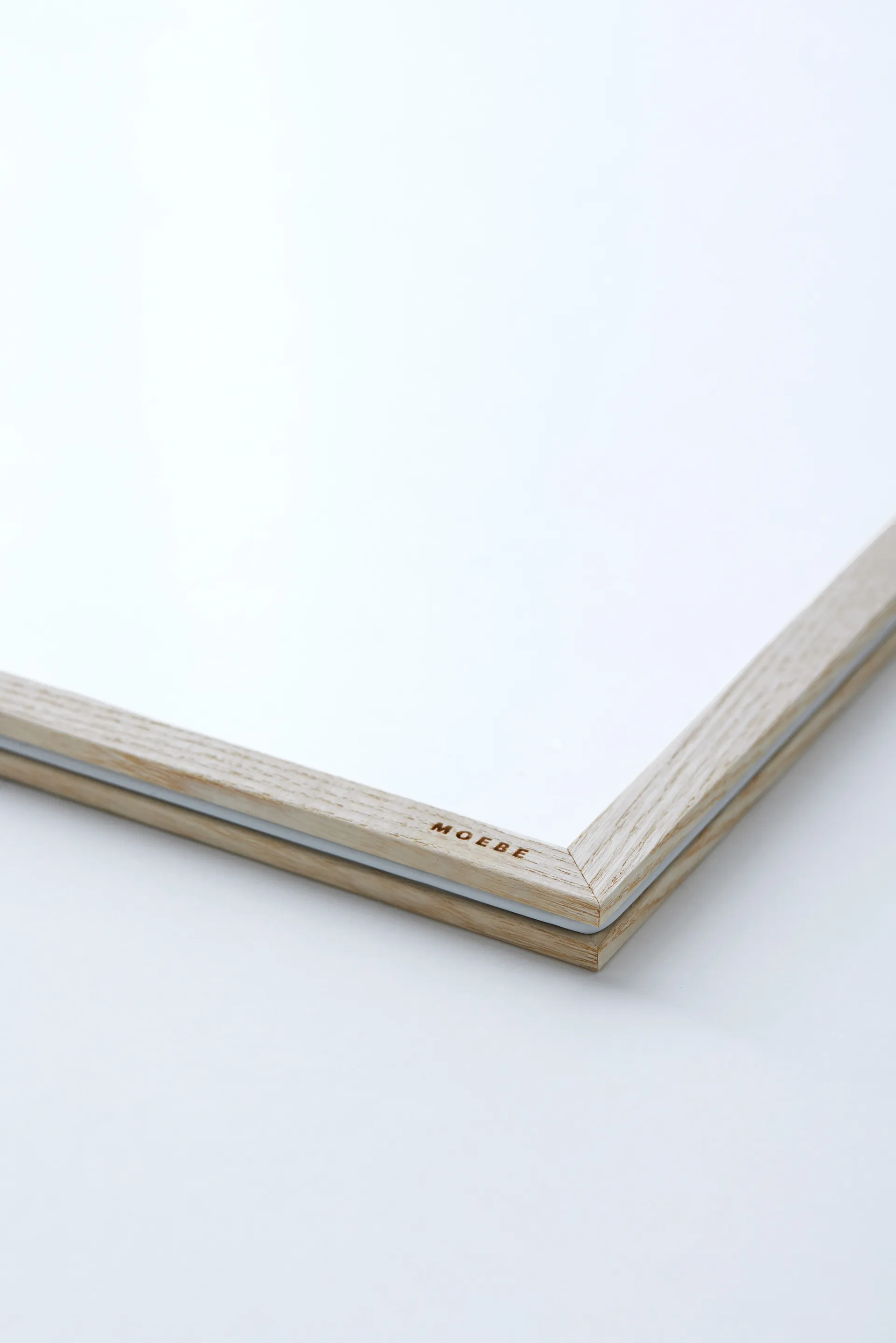 Moebe ash frame A3 31.9x44.1 cm, Transparent. Wood. Black MOEBE