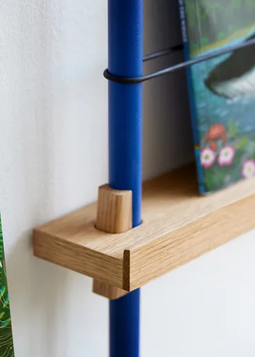 Moebe magazine rack - Oak-blue - MOEBE