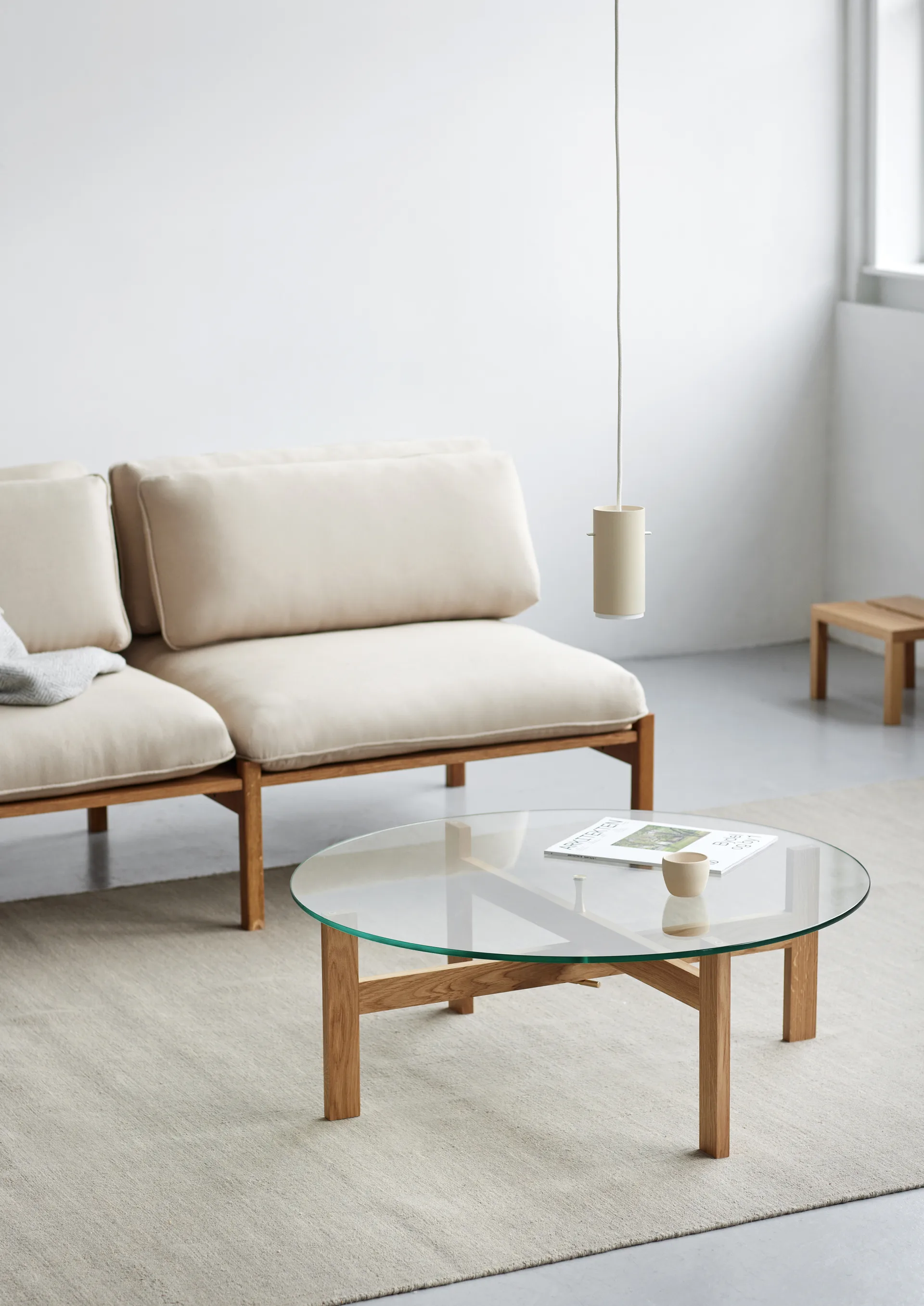 Moebe Round coffee table Ø88 cm, Oak MOEBE