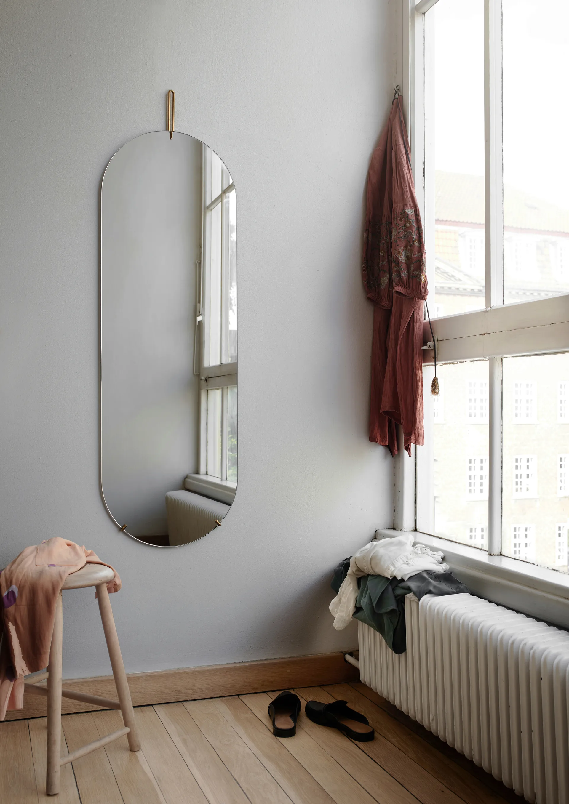 Wall mirror 40.4x146.9 cm, Brass MOEBE