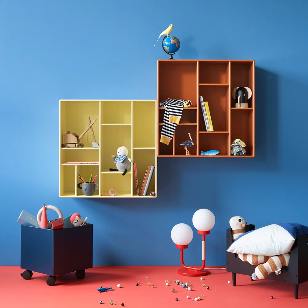 COMPILE decorative shelf 69.6x69.6 cm, Truffle 141 Montana