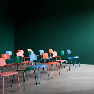 Kevi 2060 chair - Shadow 147 laquered stand-stained ash - Montana