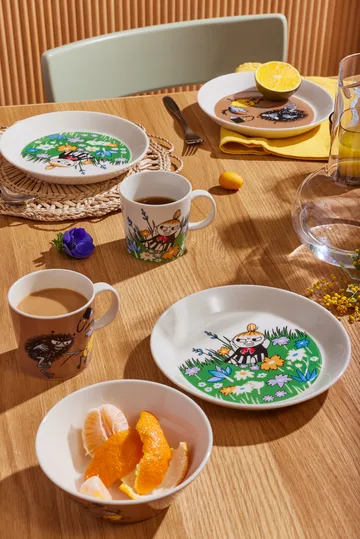 Little My and meadow Moomin mug - White-multi - Moomin Arabia