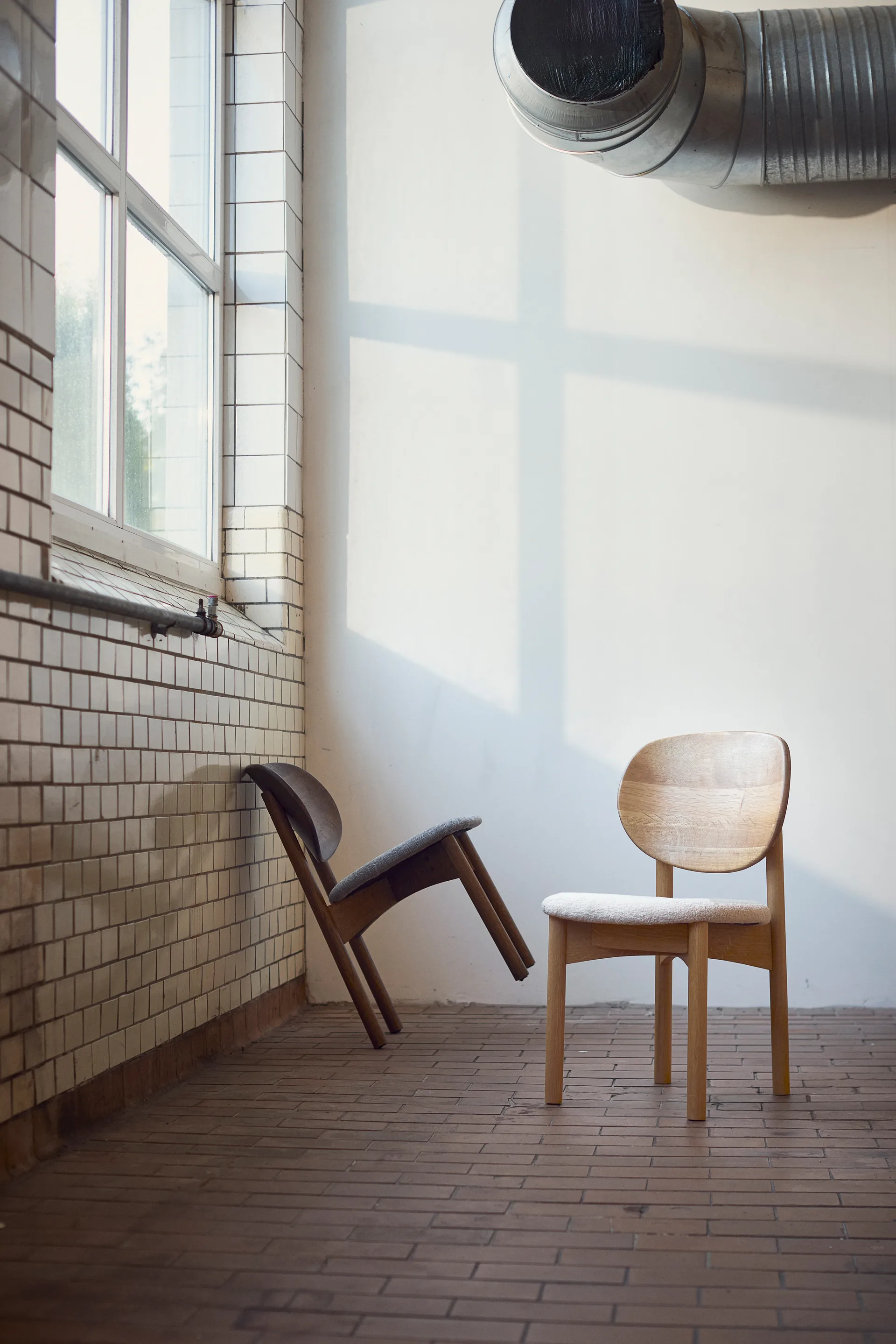 Oka chair, Natural oiled oak, sand MUUBS