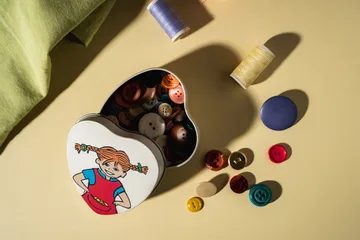 Pippi tin heart-shaped 4x10 cm - Be More Pippi - Muurla