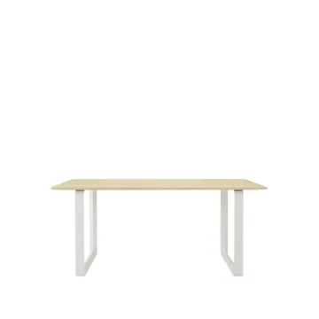 70/70 dining table 170x85 cm - Solid oak-White - Muuto